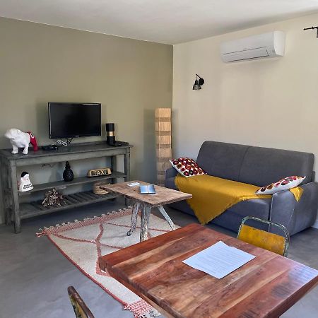Studio Dans Les Alpilles Appartamento Fontvieille Esterno foto