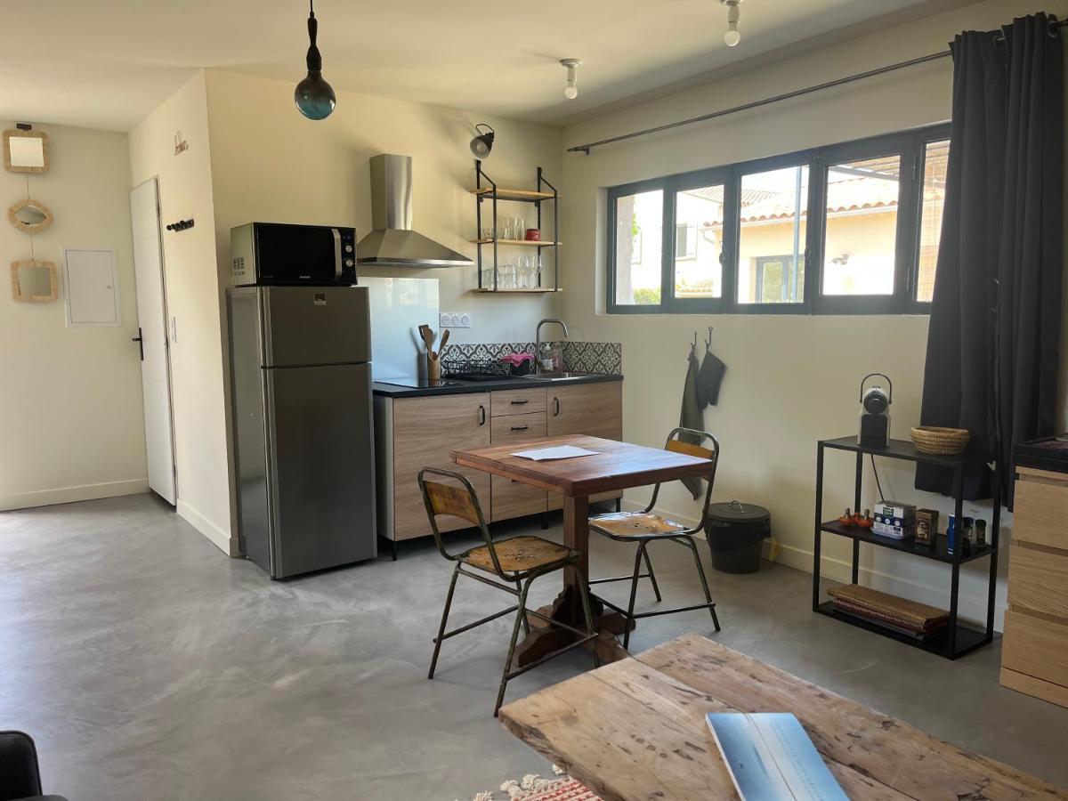 Studio Dans Les Alpilles Appartamento Fontvieille Esterno foto