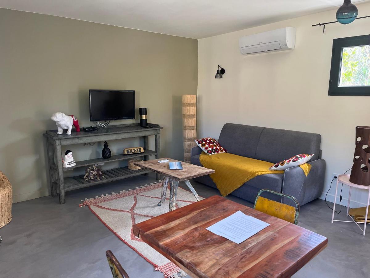 Studio Dans Les Alpilles Appartamento Fontvieille Esterno foto